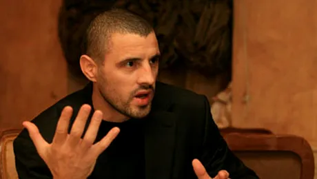 Pavel Stratan a scris o carte despre femei!