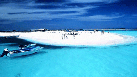 Karl Lagerfeld creeaza insula modei