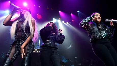 Talking Heads, Selena, Salt-N-Pepa vor primi trofee Grammy pentru întreaga carieră