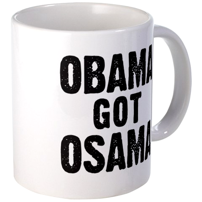 Obama isi bea cafeaua din cana cu Osama?