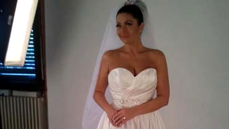 Gabriela Cristea se pregăteşte de nuntă