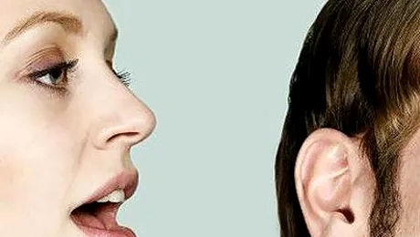 Urechea stanga aude mai slab