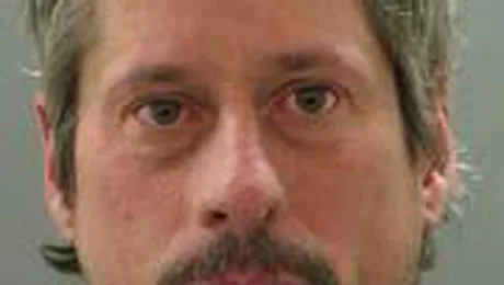 Hotul a cerut ajutorul politiei pentru a iesi din casa pe care o jefuise