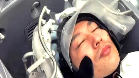 Panasonic testează public robotul automat care te spală pe cap (Video)