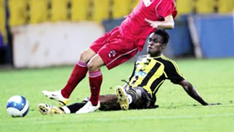 Dinamo il vrea pe Derek Boateng, dar gratis! (Prosport)