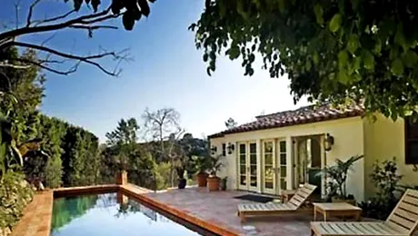 Scarlett Johansson isi vinde casa (Imagini din interior)