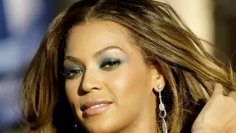 Iata ce salarii au vedetele