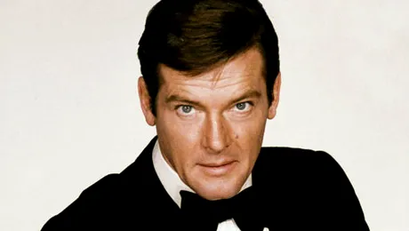 Un ceas purtat de Roger Moore în filmul „Live And Let Die”, vândut la licitaţie cu 335.000 de euro