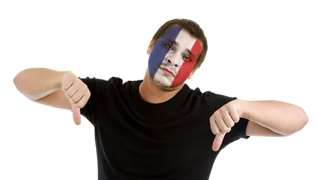 Twitter si Facebook au primit restrictie in Franta