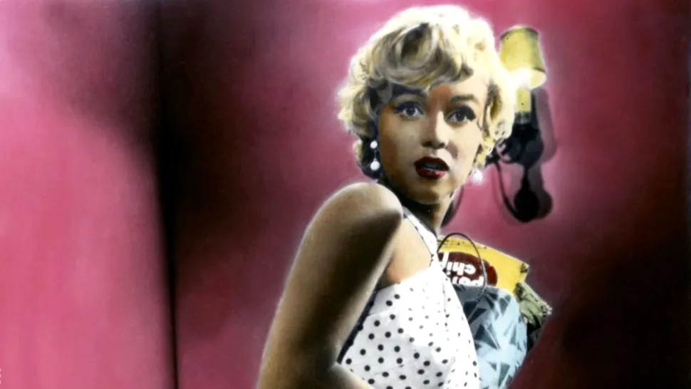 Câteva obiecte aparținând actriței Marilyn Monroe au fost vândute cu aproape un milion de lire sterline la o licitație