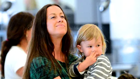 Dădaca lui Alanis Morissette: „M-a ținut ostatică”