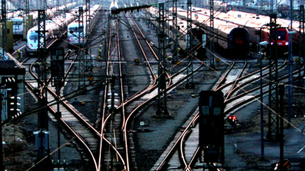 Trenuri blocate in gari din cauza unei greve spontane la CFR!