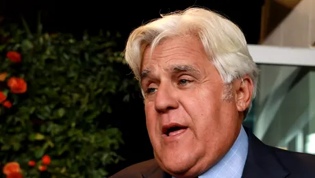 Jay Leno își cere scuze pentru decenii de glume pe seama asiaticilor: În sinea mea știam că e greșit