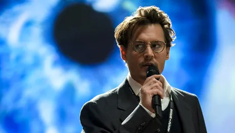 ”Transcendence”: Johnny Depp transferat într-un computer