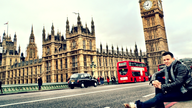 Dan de la Fly Project, in vacanta la Londra