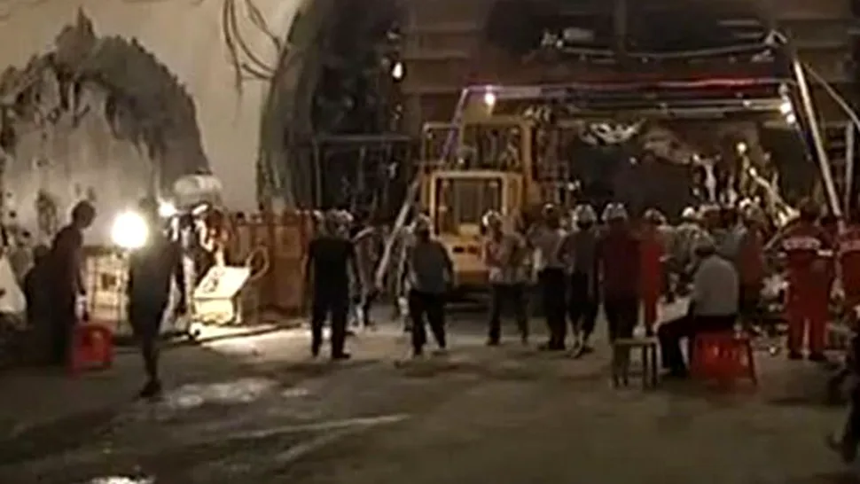 China: 16 persoane dispărute după prăbușirea unui tunel în construcție