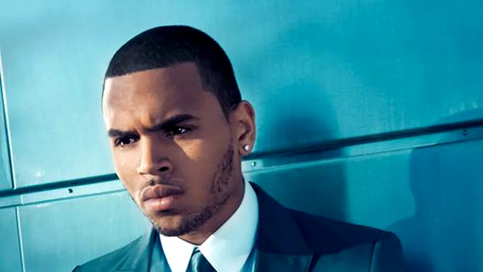 Chris Brown, acuzat că a furat telefonul unei tinere