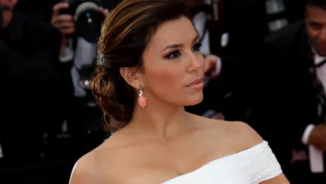 Eva Longoria, naşă pentru fetiţa soţilor Beckham