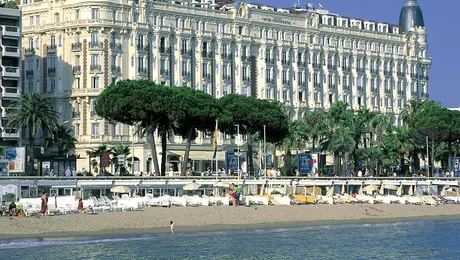 Franța: Bijuterii de 40 de milioane de euro, furate dintr-un hotel