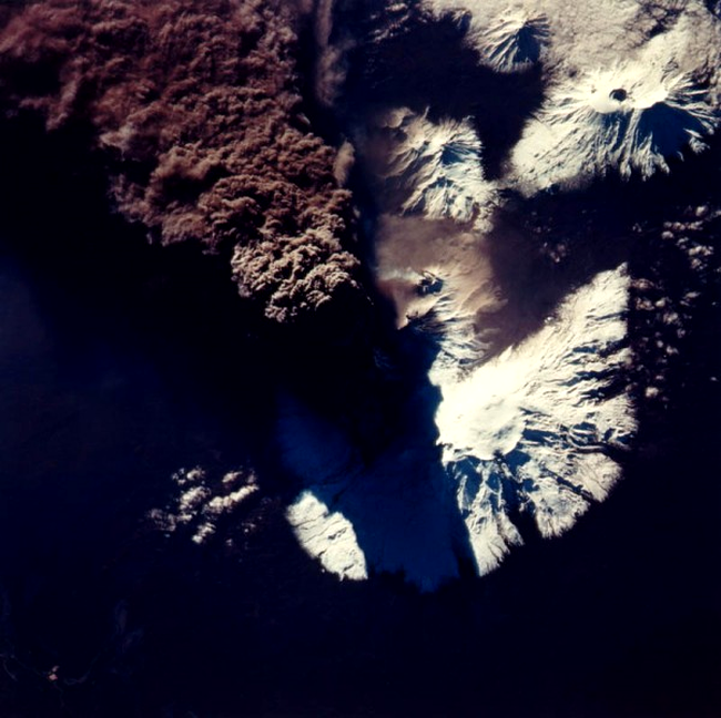 Vulcanul Kliuchevskoi din Rusia, erupția din 1994