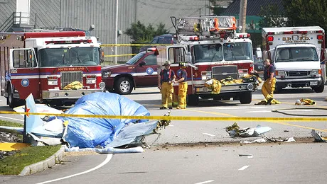 Moartea a venit cu avionul din Romania, pentru doi piloti americani!