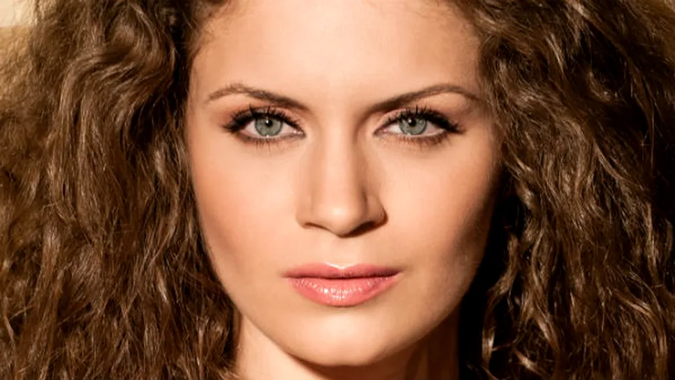 Kinga Varga face ţinutele pentru Miss Universe