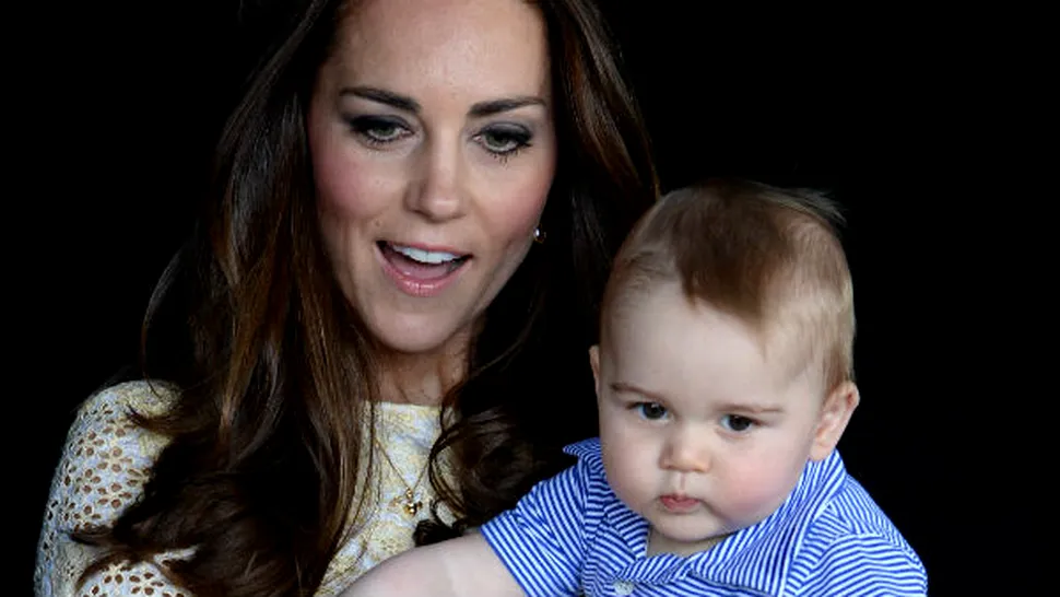 Prinţul George a făcut primii paşi! Imaginea postată de Kate Middleton a devenit virală