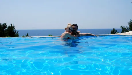 Mihai Petre a luat lecţii de dansuri greceşti