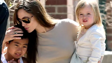 Angelina Jolie, ajutor de bucătar pentru fiul mijlociu