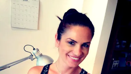 Ellie White şi-a tatuat numele copilului pe antebraţ