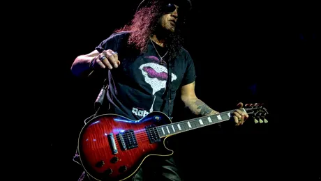 Alice Cooper și Slash sunt consilieri muzicali în documentarul “Rock Camp”