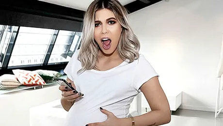 Sore a născut o fetiţă: „Şi iată, am ajuns la finalul sarcinii…