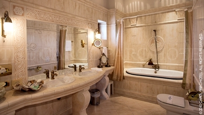 baie hotel carol parc