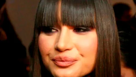 Pentru francezi, Elena Basescu este Paris Hilton din Carpati