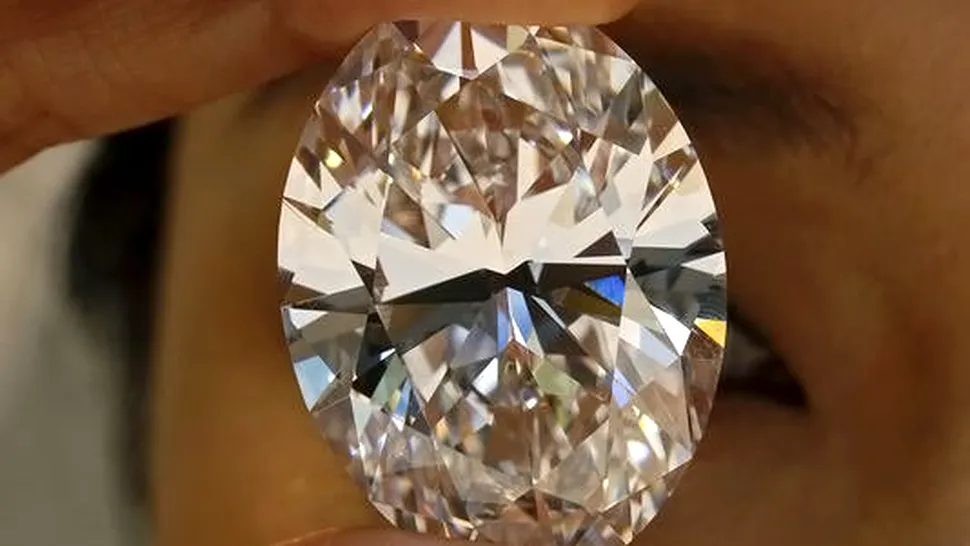 Diamant de mărimea unui ou, vândut pentru o sumă-record în China
