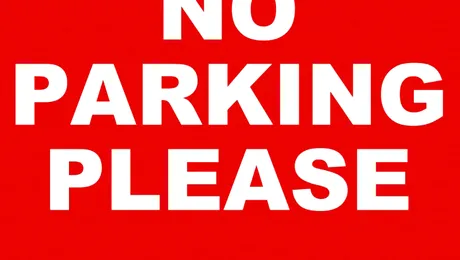 O irlandeză s-a chinuit jumătate de oră să parcheze! (Video)