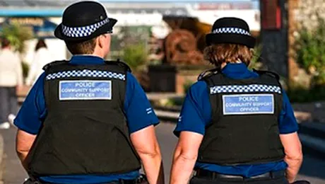 Dacă nu trec testele fizice, polițiștii britanici dau de belea!