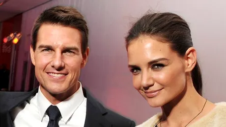 Tom Cruise și Katie Holmes divorțează