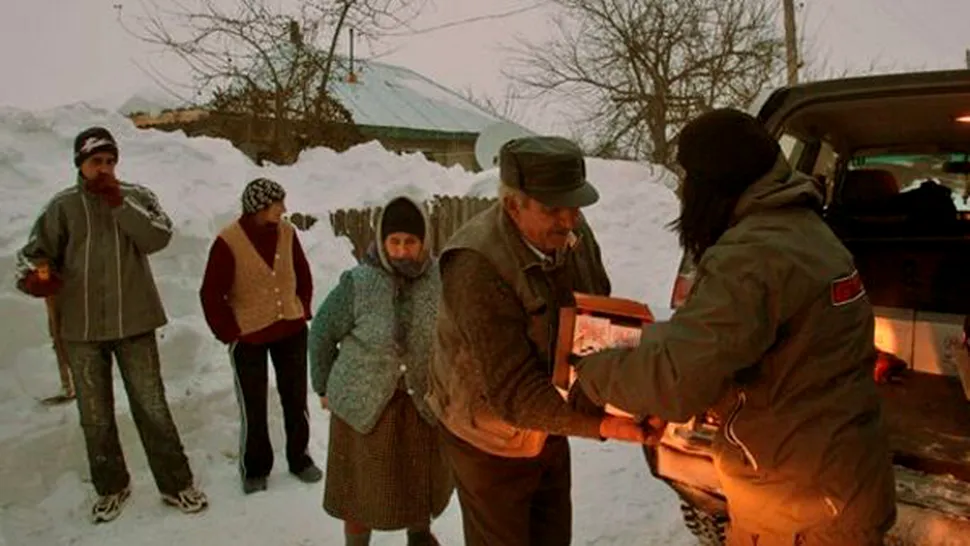 Localnicii dintr-o comună din Buzău acuză primăria că le fură ajutoarele