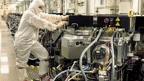 Samsung lovește Apple sub centură: a scumpit procesoarele pentru iPhone cu 20%