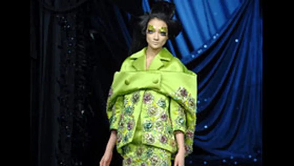 Paris Haute Couture 2008: John Galliano si Armani