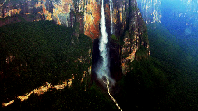 Cascada Angel din Parcul Național Canaima, Venezuela