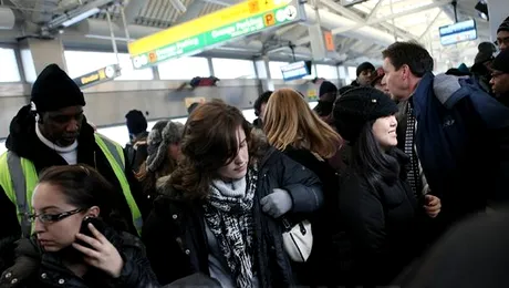 Comisia de Transporturi a PE a aprobat montarea de scanere corporale in aeroporturi