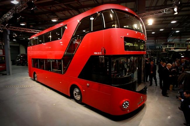 Noul model de autobuz supraetajat din Londra 