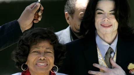 Averea lui Michael Jackson nu mai e pe mainile mamei lui
