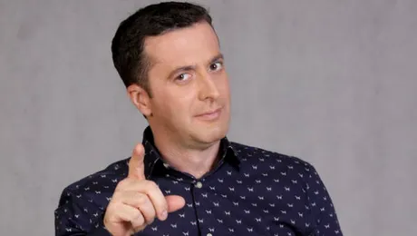 Codruţ Kegheş – Dezbrăcatu’ îşi schimbă numele, dar năravu’ ba!