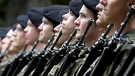 Elveția se pregătește de război… cu proprii cetățeni