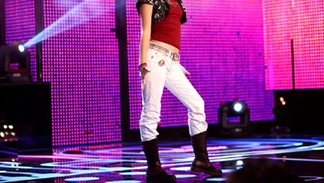 Hannah Montana e din Oneşti!