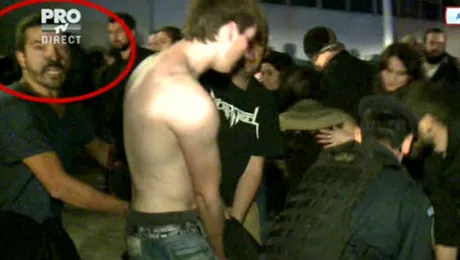 De ce nu vorbeşte Adi Despot? Imagini cu artistul de la locul incendiului