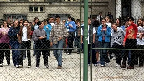 Elevii vor fi pontati la intrarea si iesirea din scoala